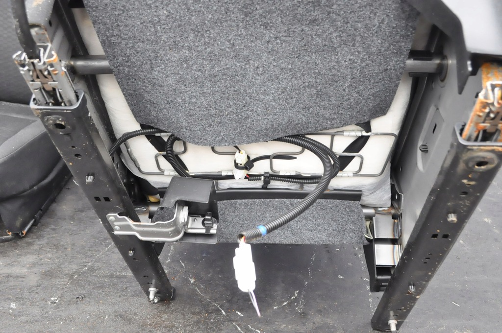 фото №14, Suzuki jimny iv переходник салона сиденья комплект 23r