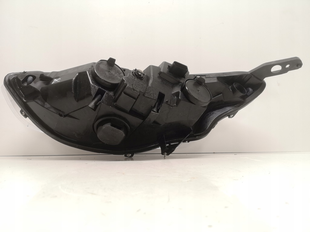 фото №10, Ford b-max 12-17 лампа права звичайна av11-13w029-ae