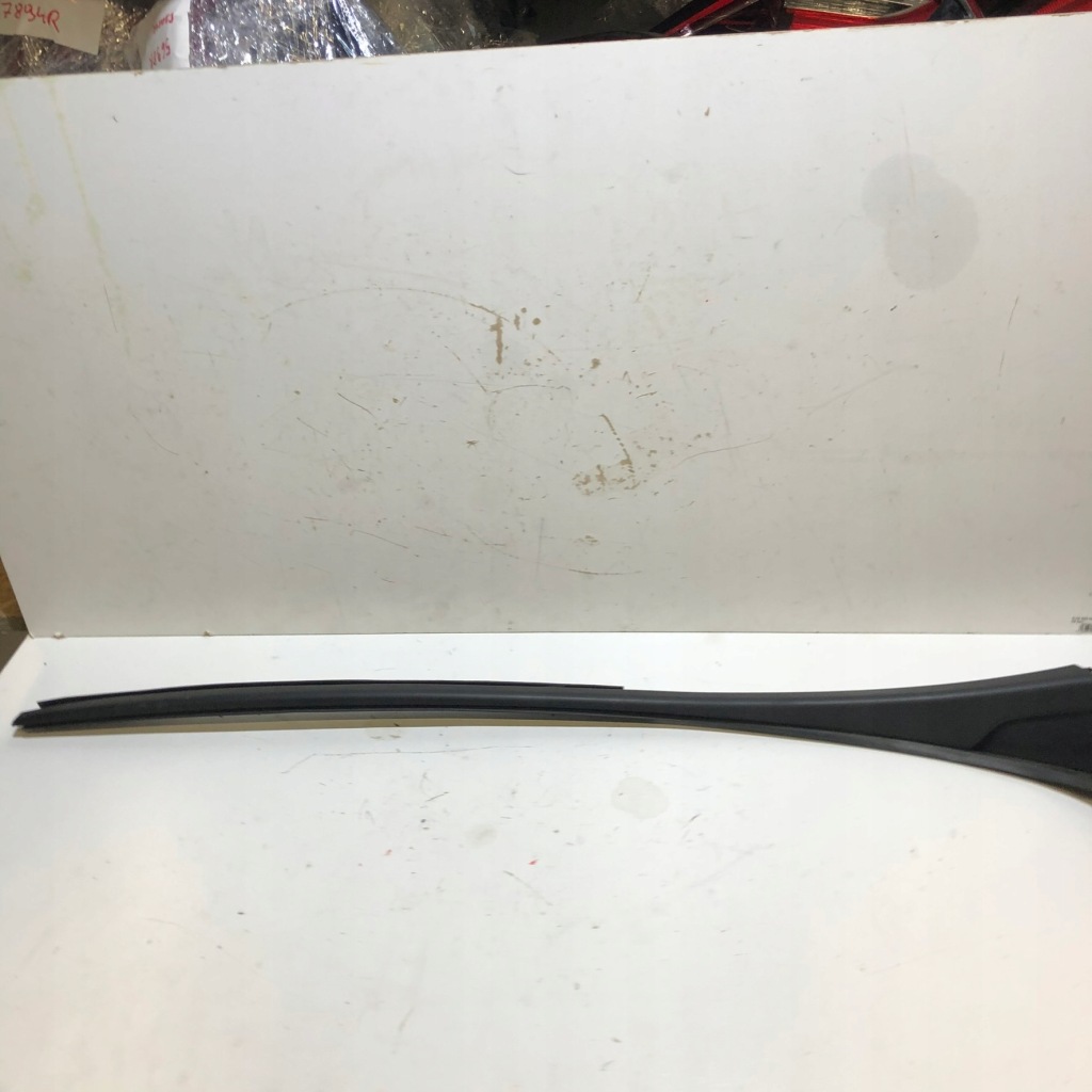 фото №7, Renault trafic iii iv lift 2021 левая молдинг стекло перед 727618104r 93867906