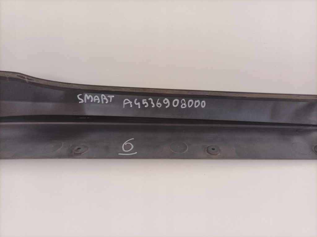 Молдинг порог левая smart 453 brabus с Разборки