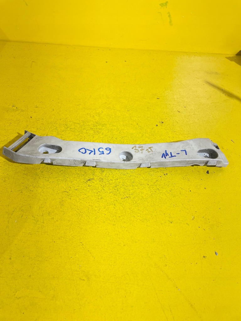 фото №1, Ford kuga mk1 - напрямна бампера lkn0097a