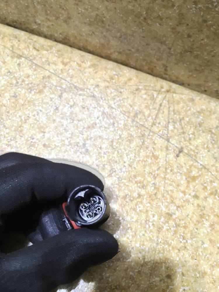 фото №1, Штекер колодка mercedes 2105406281