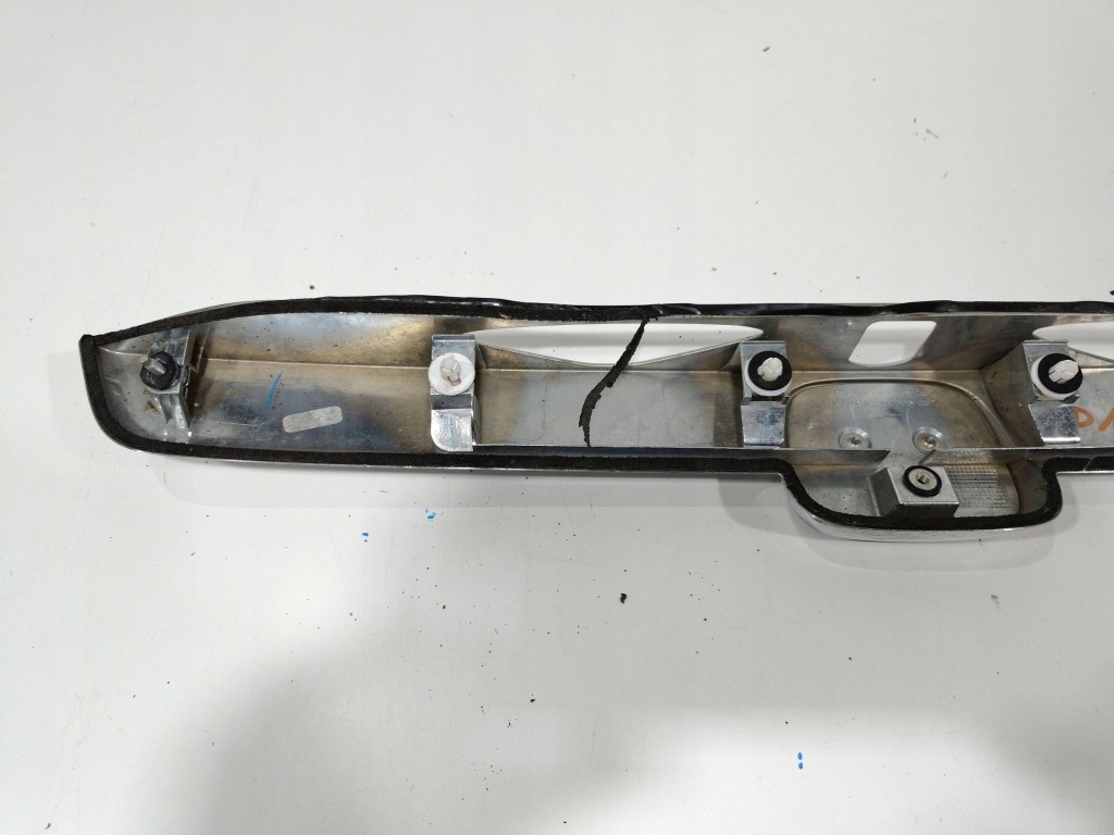 Honda cr-v 3 молдинг крышки багажника 74890-sww-e010 в Украине