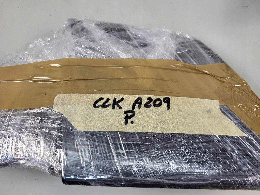 фото №9, Mercedes clk a209 w209 c209 lift заглушка распылителя крышка правая 755