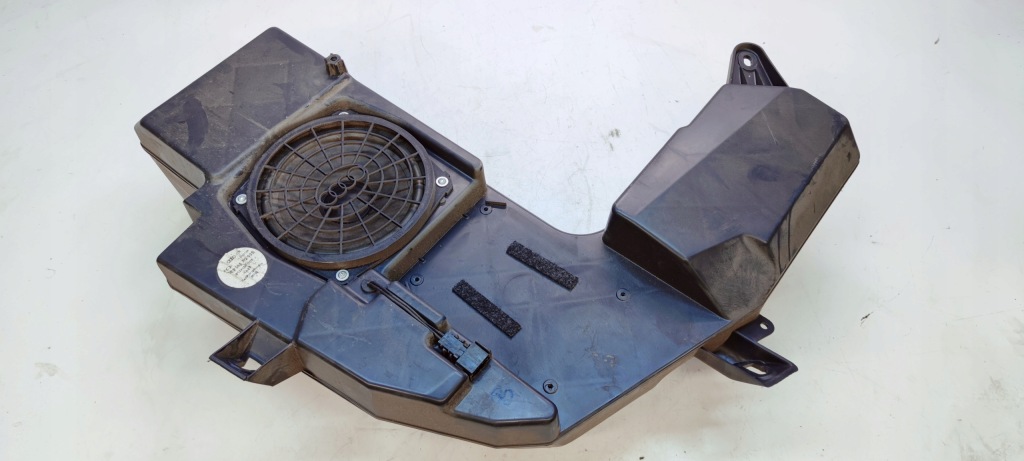 фото №1, Динамик сабвуфер труба audi a4 b6 b7 8e9035382