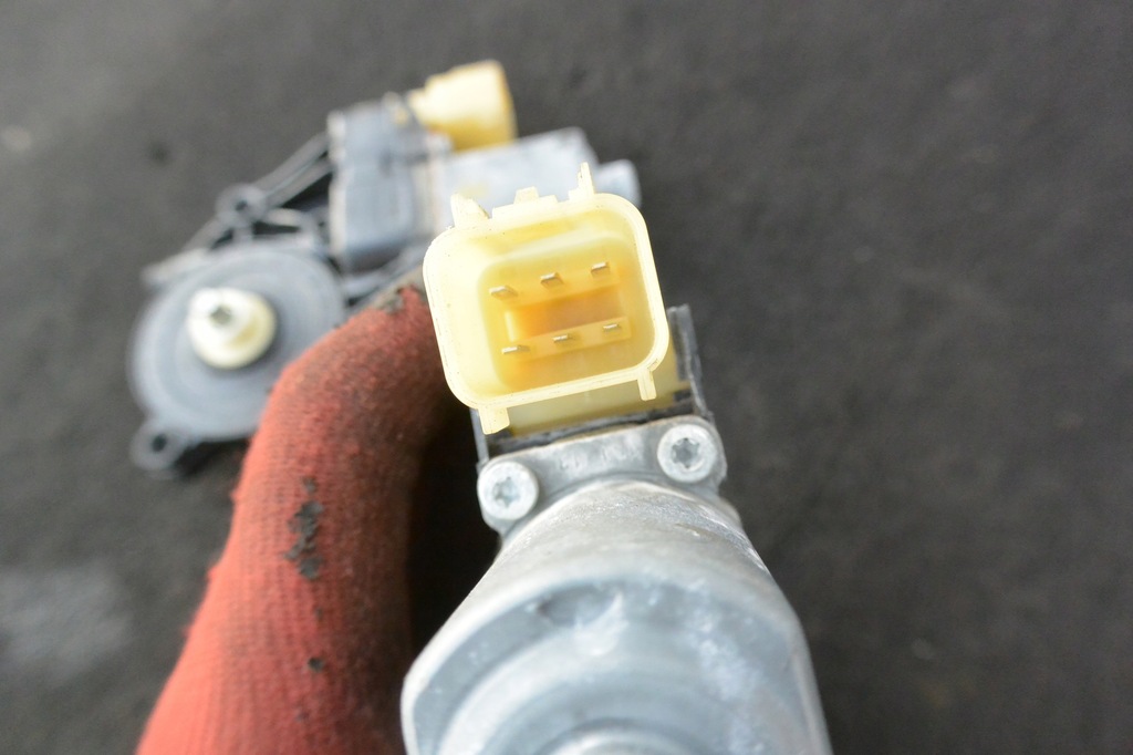 фото №5, Моторчик окон kpl maserati quattroporte ghibli