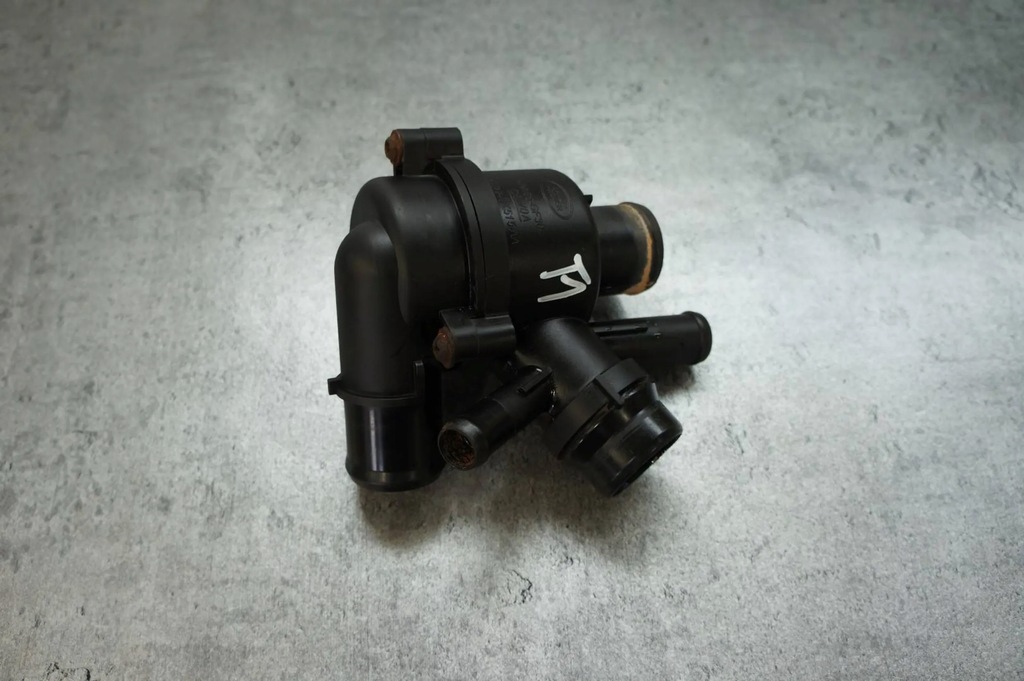 фото №5, Корпус термостата land rover discovery iv 4 3.0