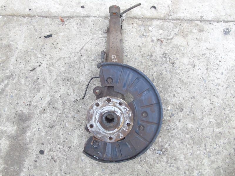 фото №1, Audi q7 4l поворотный кулак левая левый перед 3.0 tdi