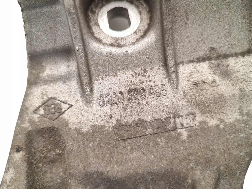 Renault scenic кронштейн генератора 1.5 dci дизель 81kw 110 hp 2011 mpv Зі Шроту