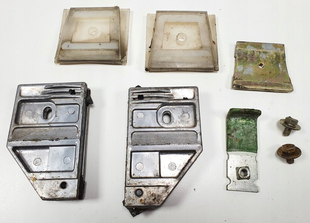 фото №1, Тримачі скло лівий перед mercedes w126 sec