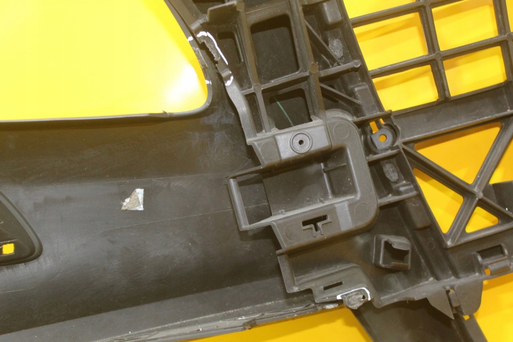 Бампер перед передній audi q7 4l рестайлінг  s-line pdc ксенон 4l0807437l в Україні