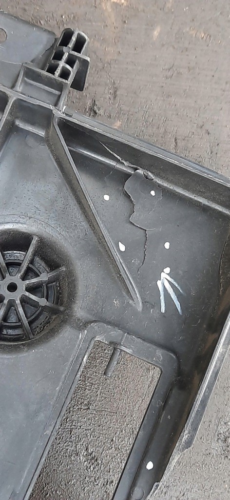 Вентилятор корпус радіатора renault megane v e-tech 1038601293 3135104354 Недорого