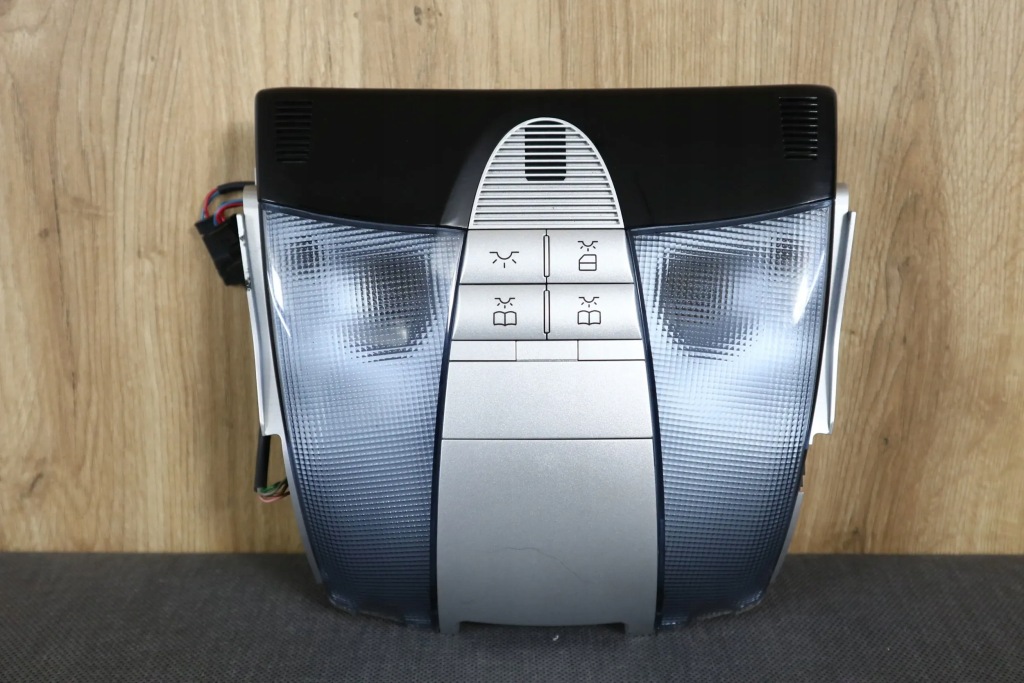 фото №1, Mercedes slk r171 лампа стельовий освітлення салону 1718201201