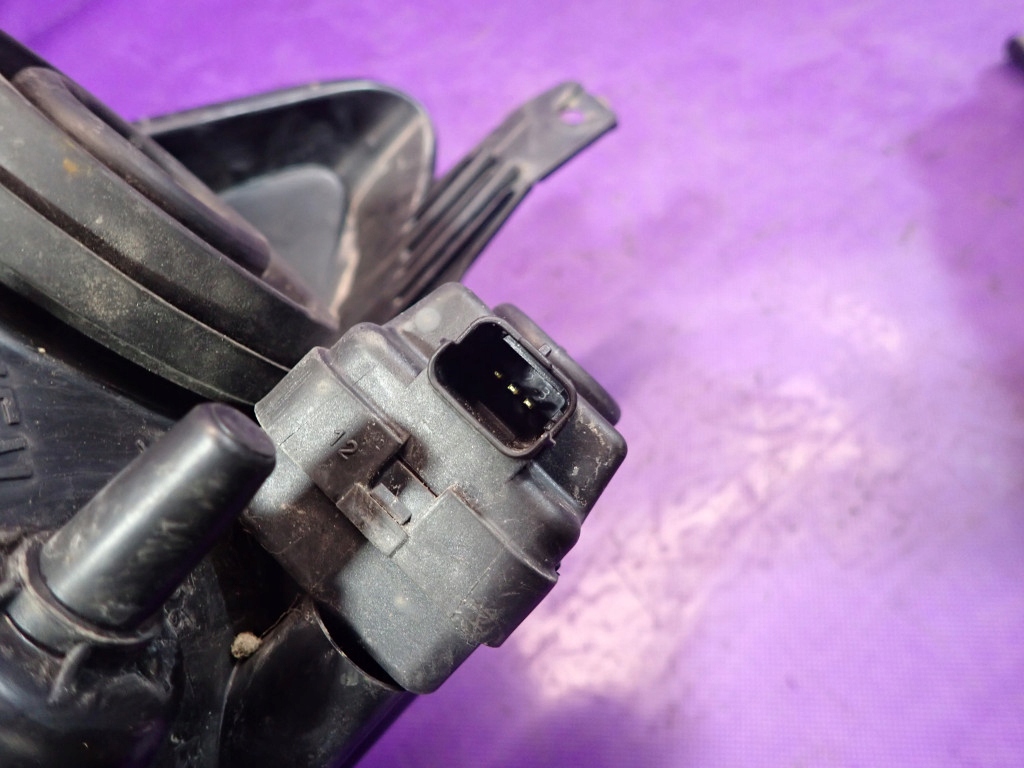 фото №8, Toyota aygo i лампа перед левая фара левый 81170-0h010 europa eu