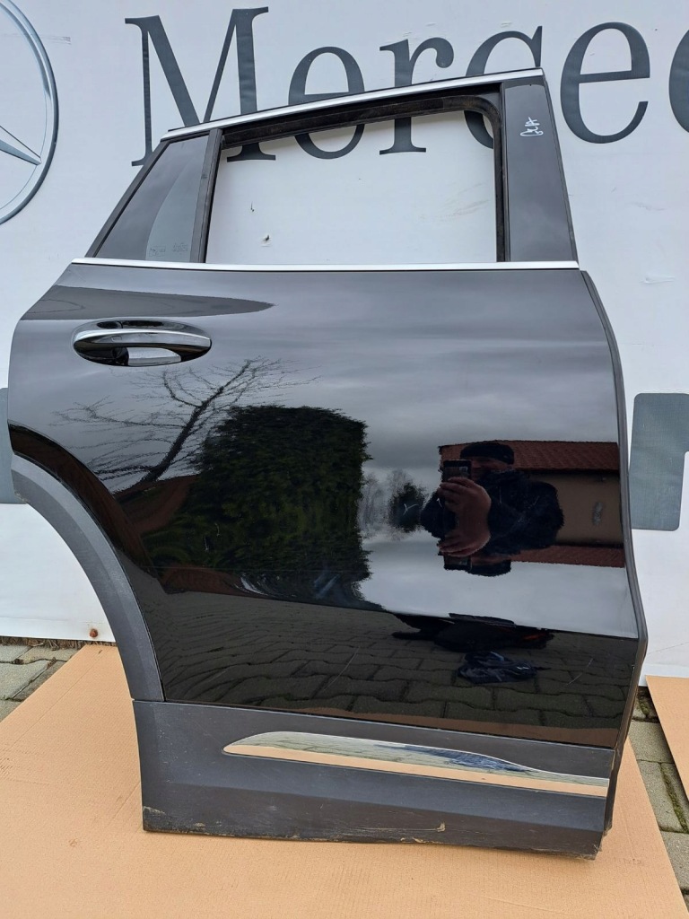 фото №1, Mercedes eqa 243 двері правий задня a2477320601