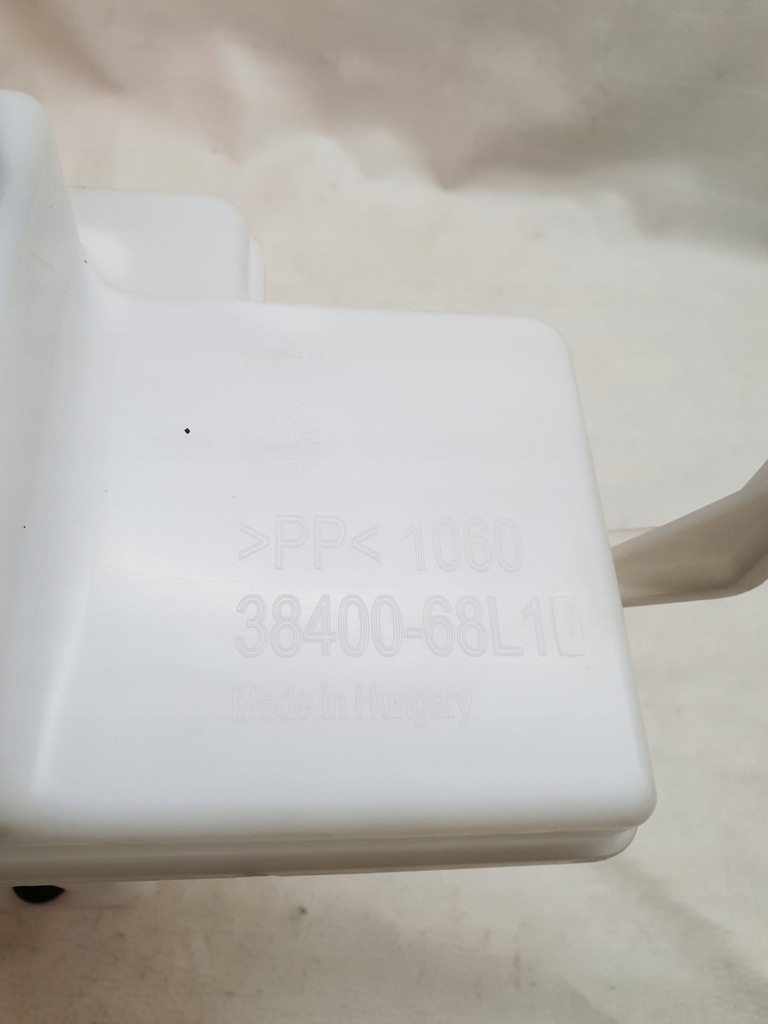 фото №11, Suzuki swift v mk7 10-17 бачок омивача перед 38400-68l10