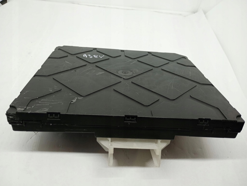 фото №9, Модуль блок керування комфорту audi a3 8v 5q0937084aq