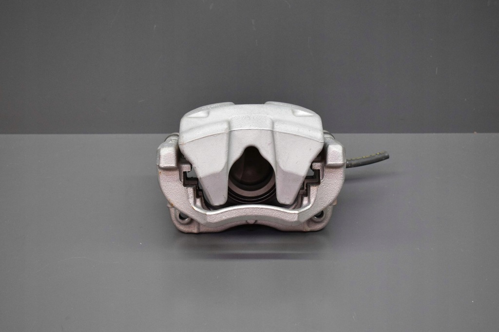 фото №6, Супорт притиск правий bmw x3 g01 x4 g02