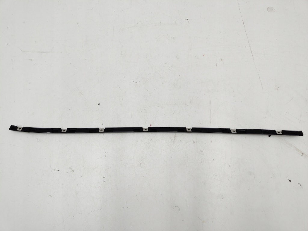 фото №1, Молдинг стекло передней hyundai santafe 86139 2w000