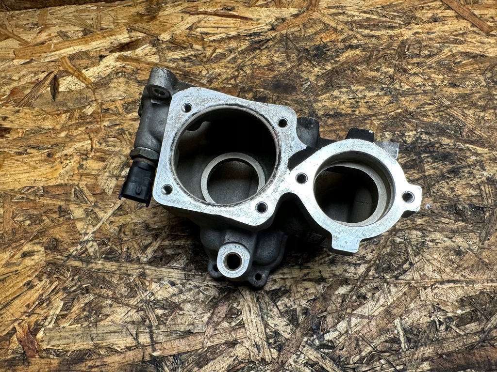 фото №3, Термостат корпус alfa stelvio giulia 2.9 670051608