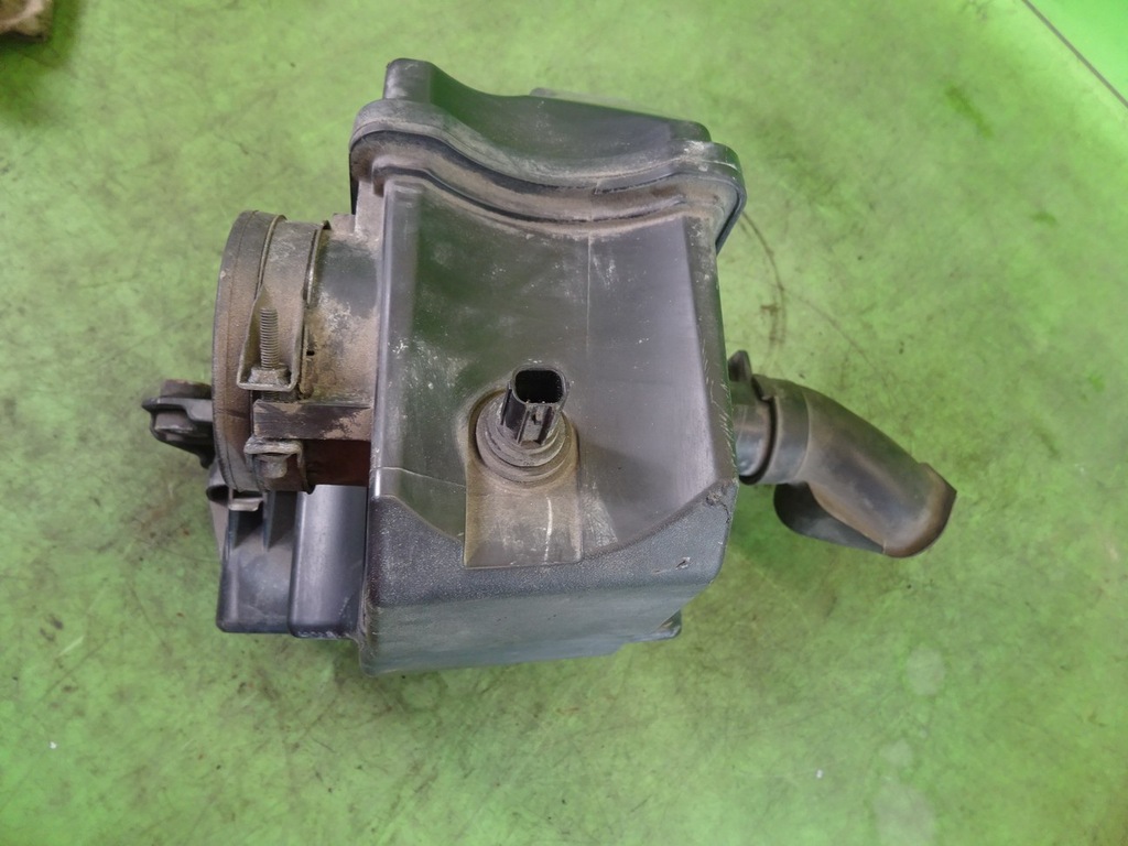 фото №6, Корпус фильтра воздуха honda city 1.4 b 06r