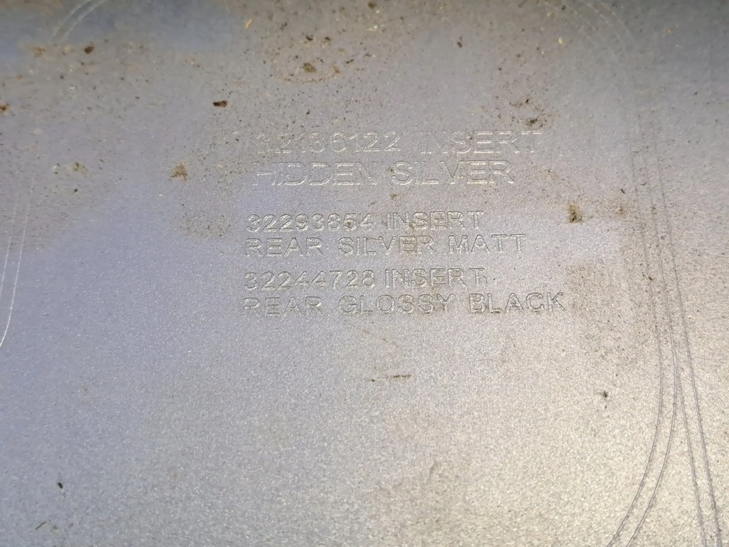 фото №11, Volvo xc40 2018 спойлери