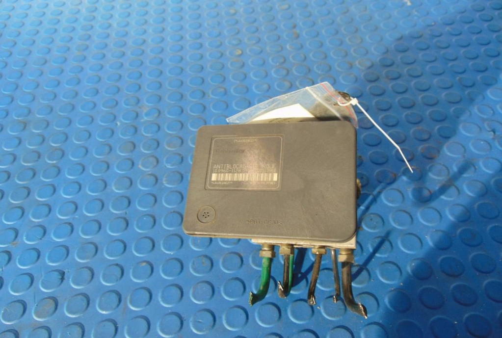 фото №8, Citroen c5 i 2.0 насос abs 9648606980 10.960-1128.3