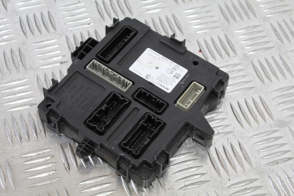 фото №1, Модуль bcm megane iv 4 lift 284b19561r