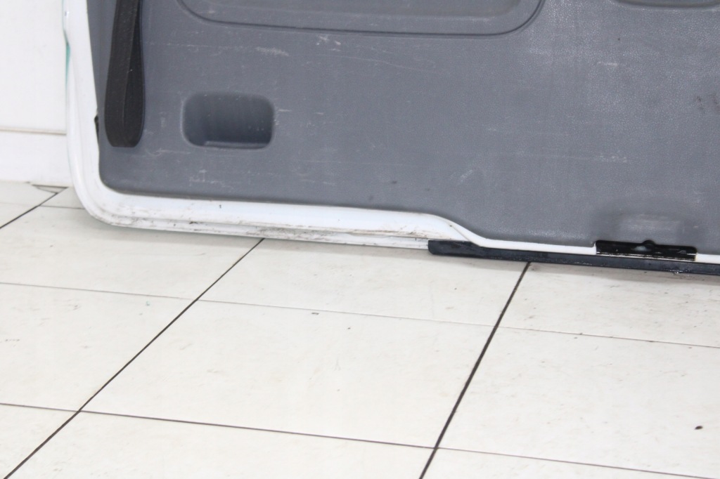 фото №10, Mercedes vito w639 03r- крышка багажника багажника задняя задняя стекло