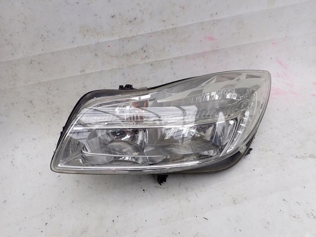 фото №1, Opel insignia a 08-13 лампа перед передняя левая