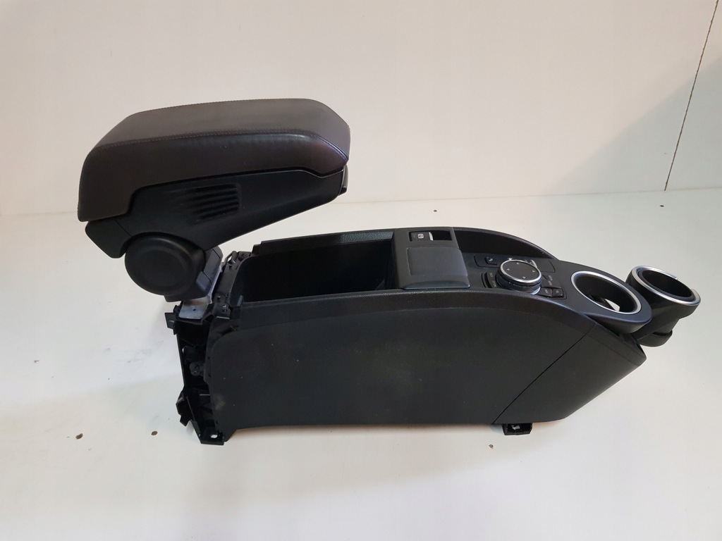 фото №6, Bmw i3 kompletny туннель средний