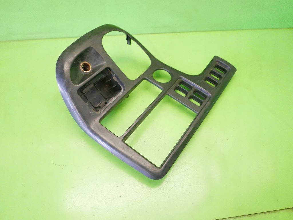 фото №5, Рамка консоль панелі радіо середина kia carnival i