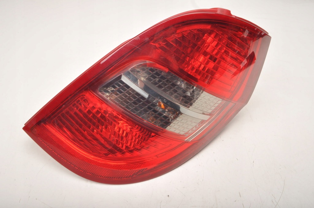 Купити Mercedes w169 lift лампа права задня правий задній a1698203064