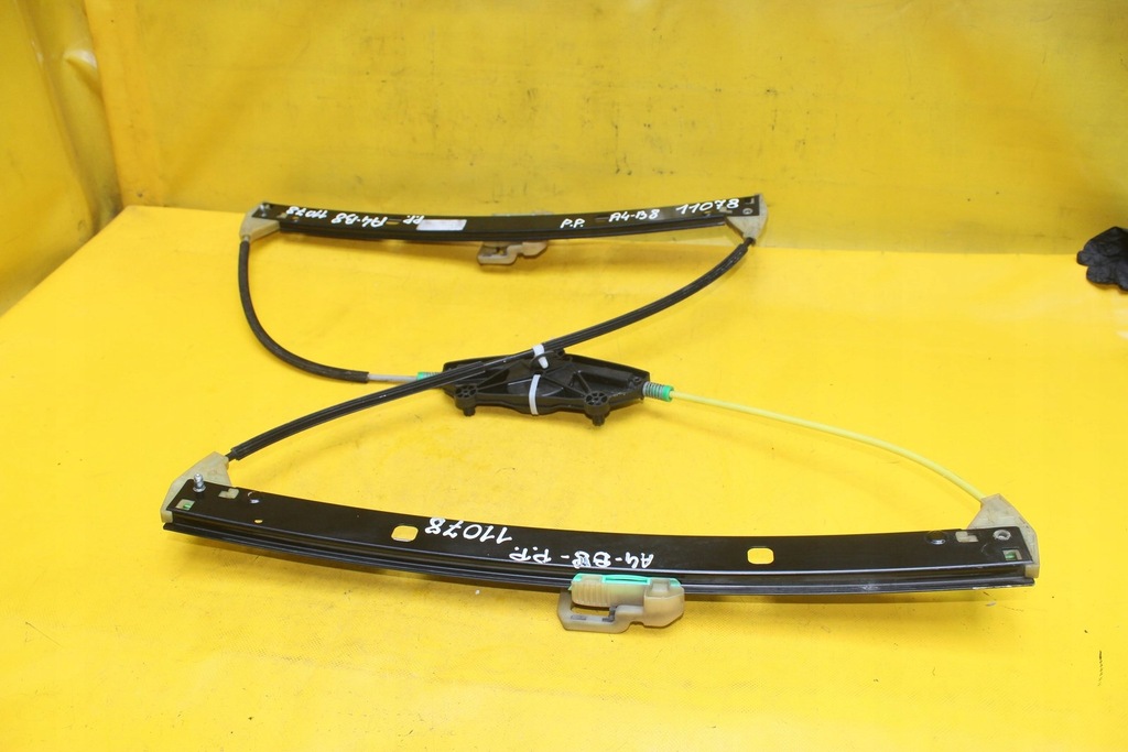 фото №3, Підйомник скло правий перед a4 b8