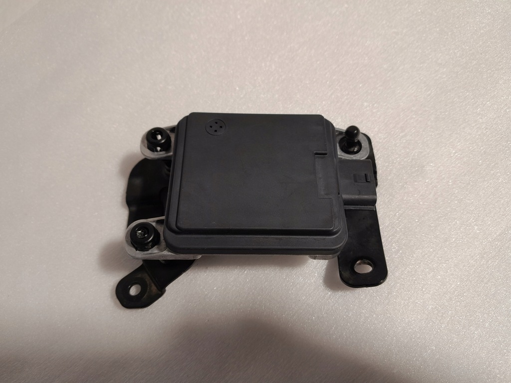 фото №1, Kia carnival 21r-22r передний радар датчик расстояния 99110-r0000