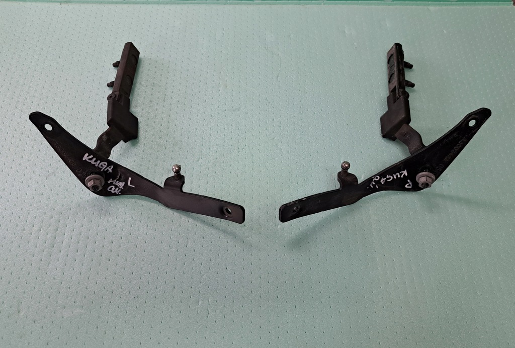 фото №1, Ford kuga i mk1 петля крышки откидное правый