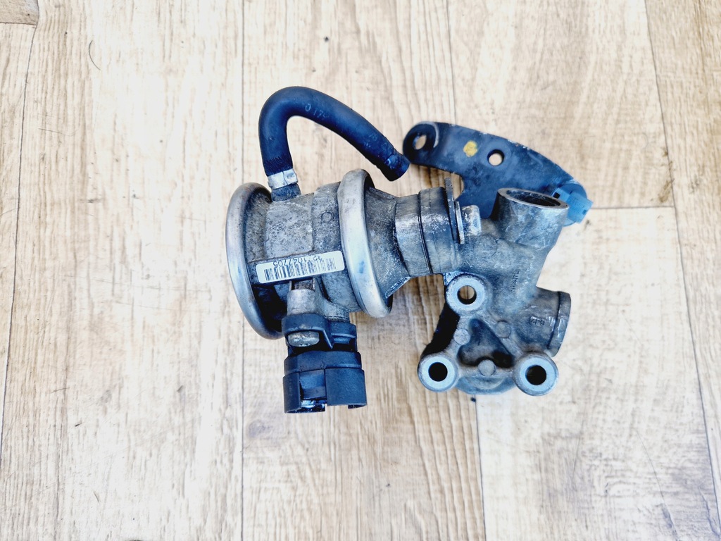 фото №1, Audi a3 8l 00- 1.8t aum -клапан egr