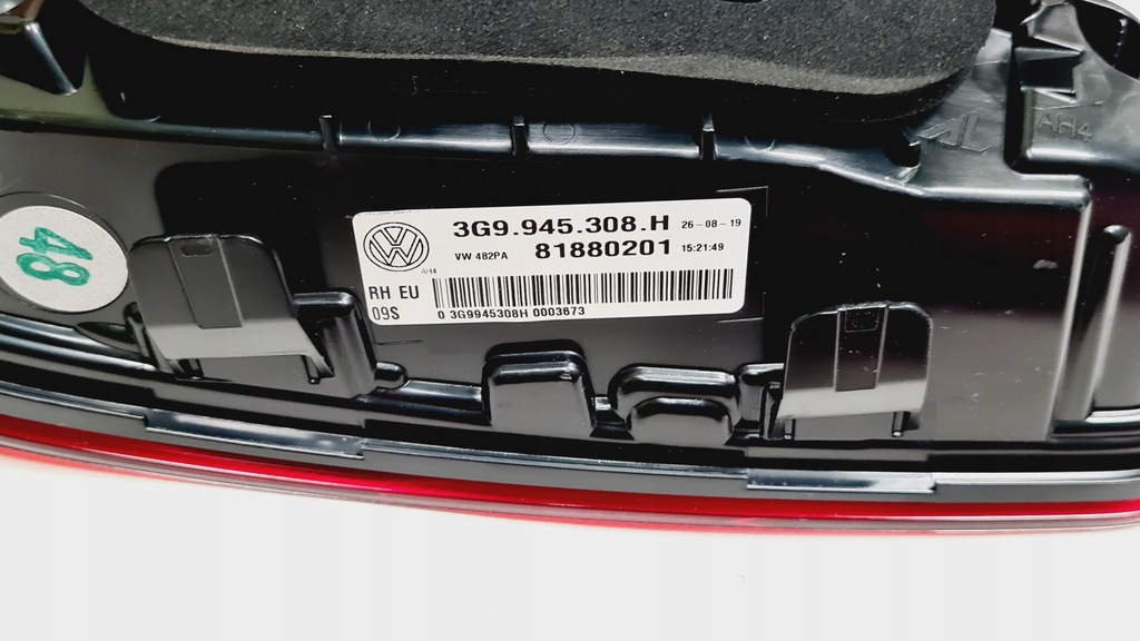 фото №8, Vw passat b8 r-line variant лампи задня led dynamic