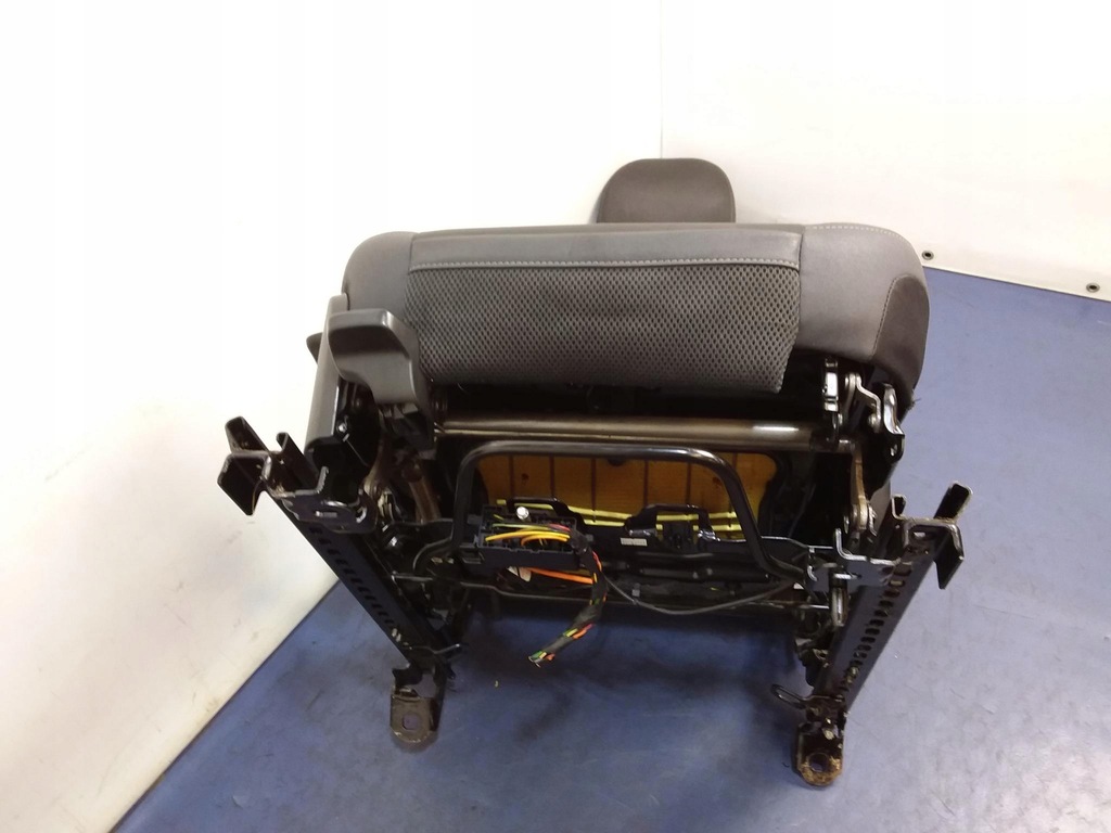 фото №6, Volvo v50 i сидіння пасажира шкіра