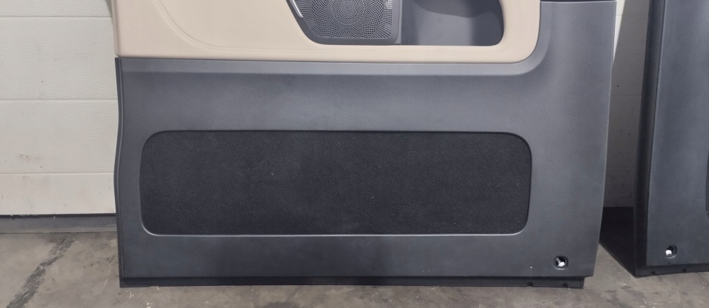 Обшивка дверь раздвижных левых левая задний обивка mercedes v klasa w447 европа в Украине