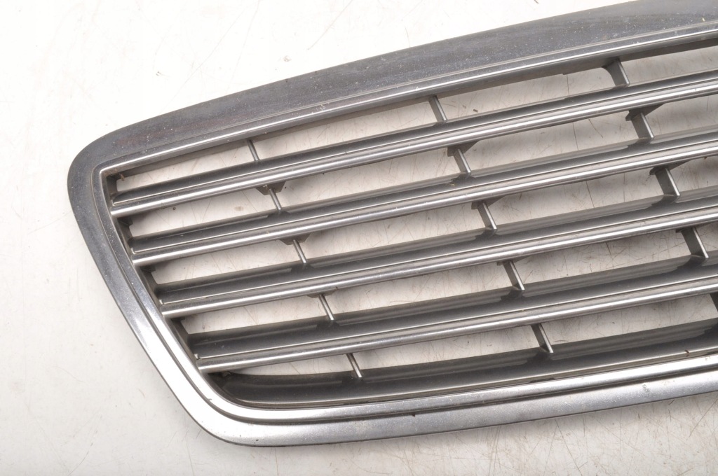 фото №2, Mercedes w203 решётка радиатора решётка радиатора a2038800183