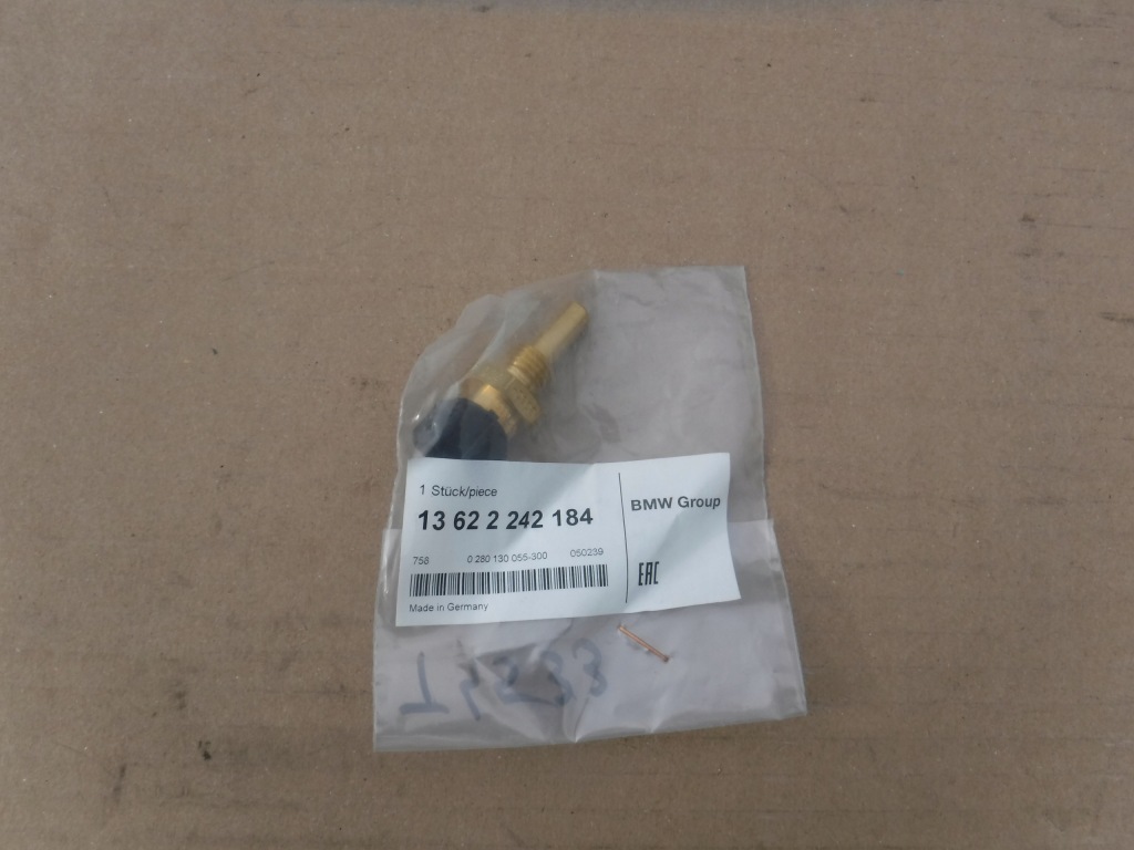 фото №1, Датчик температуры жидкость радиатора bmw 2242184