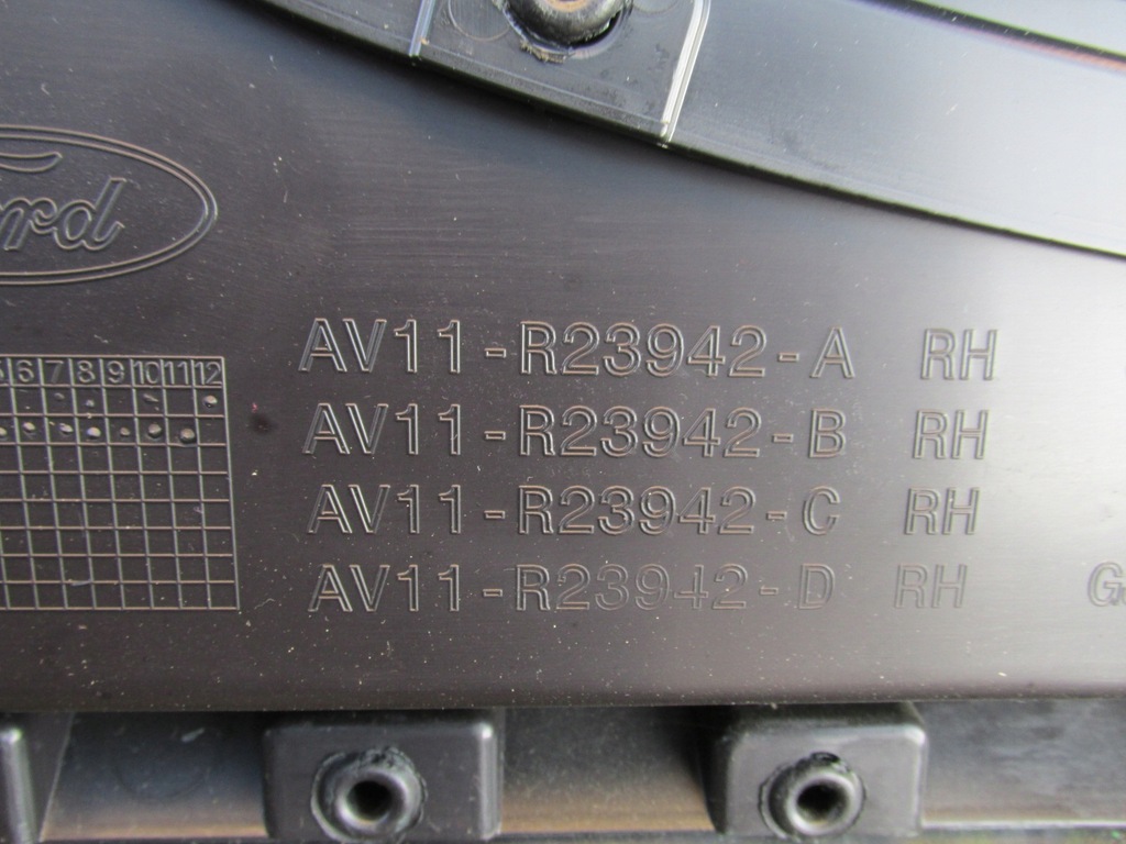 фото №8, Обивка дверь перед b-max 2013 rok