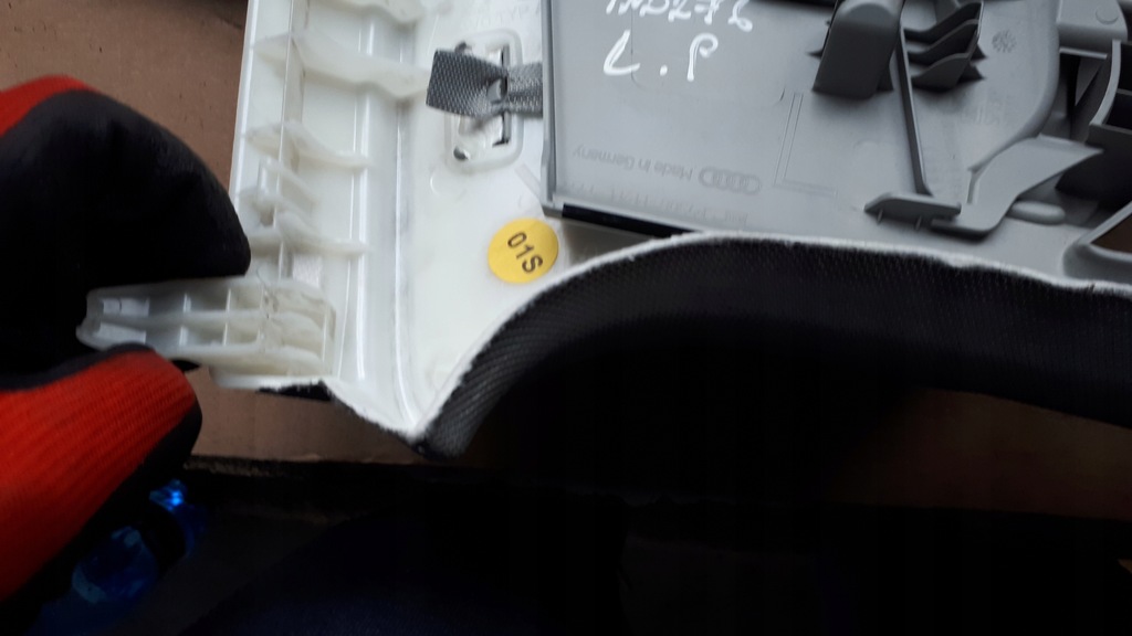 фото №10, A4 b9 8w защита обшивка стойка левый перед