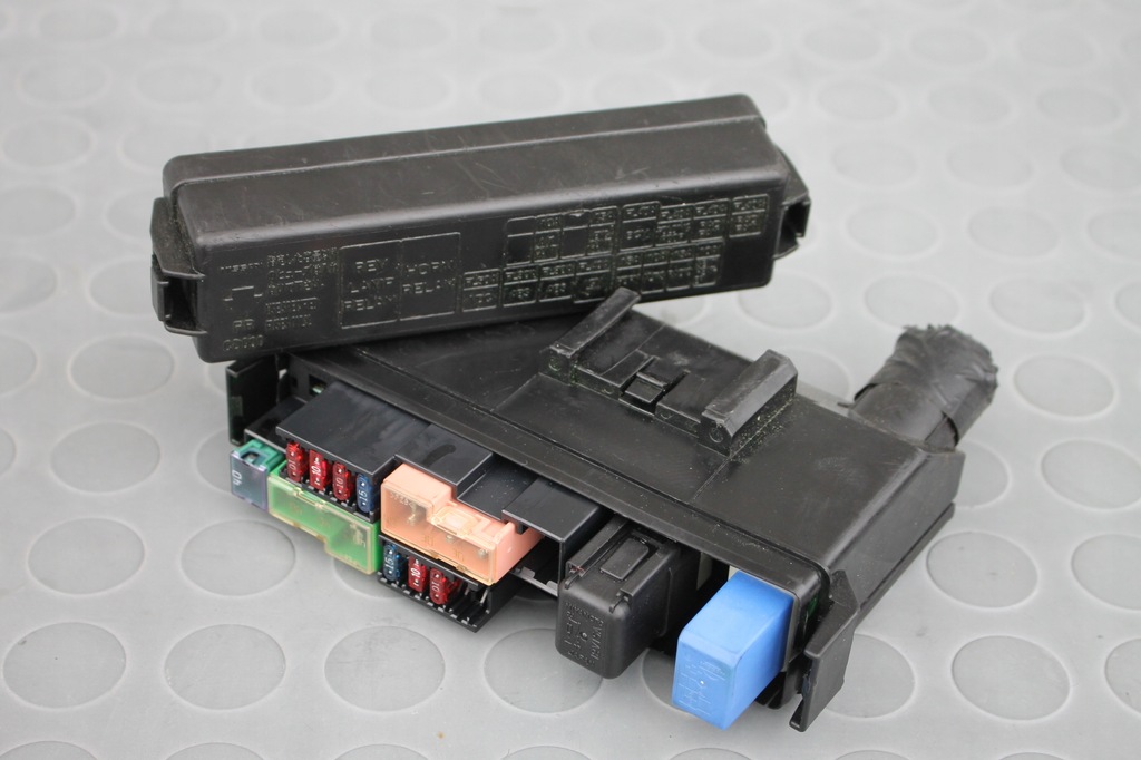 фото №1, Коробка предохранителей автоматическая коробка передач nissan 350z 02-