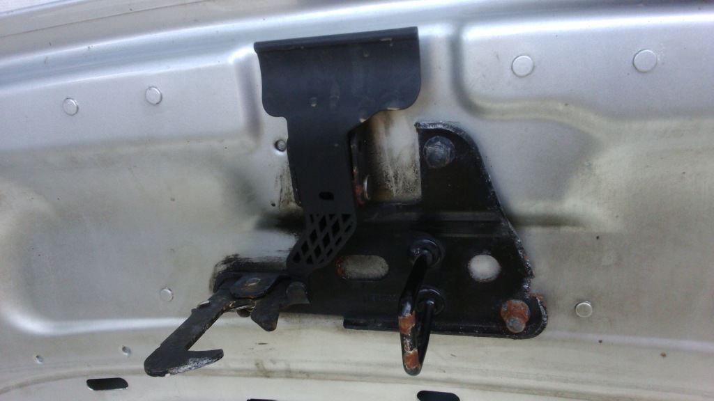 Audi a6 c6 капот кришка двигуна європа 4f0010189c Ціна