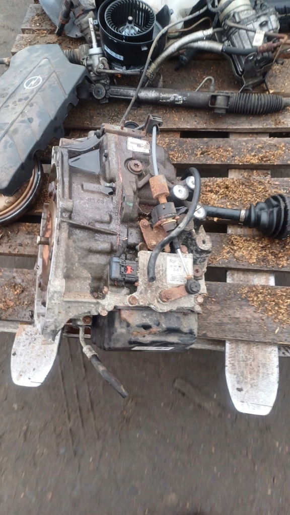 фото №1, Коробка передач передач opel vectra c signum 2.8 v6 55350269 ph
