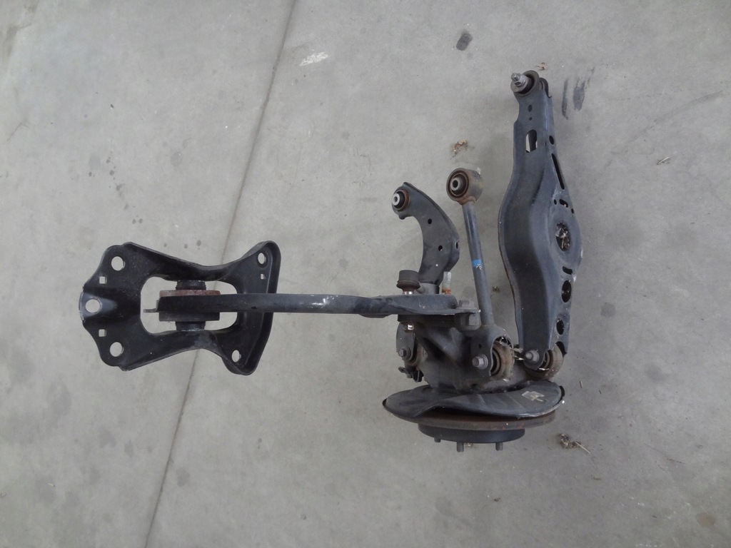 фото №8, Lexus ux 250h подвеска правый задняя поворотный кулак рычаг суппорт