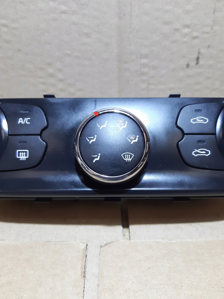 фото №11, Kia ceed ii панель обдув кондиціонера 97250-a2000