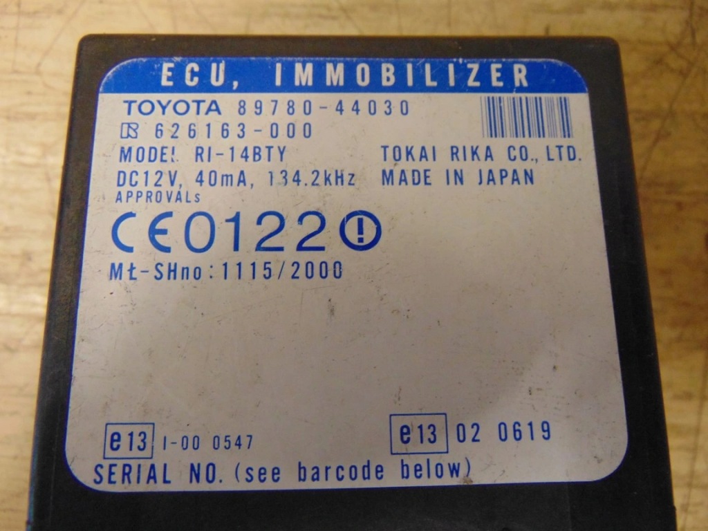 фото №3, Модуль иммобилайзер toyota avensis verso 89780-44030